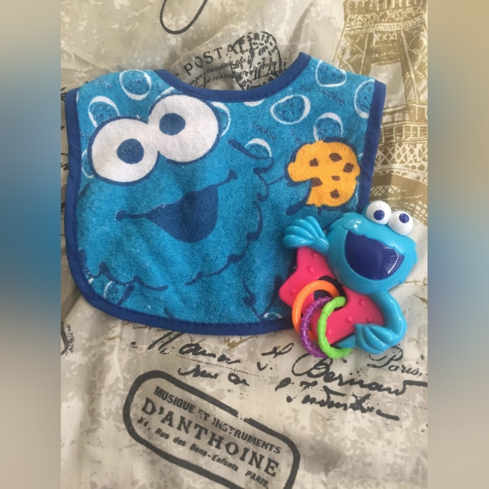 Cookie Monster Bib and toy set
